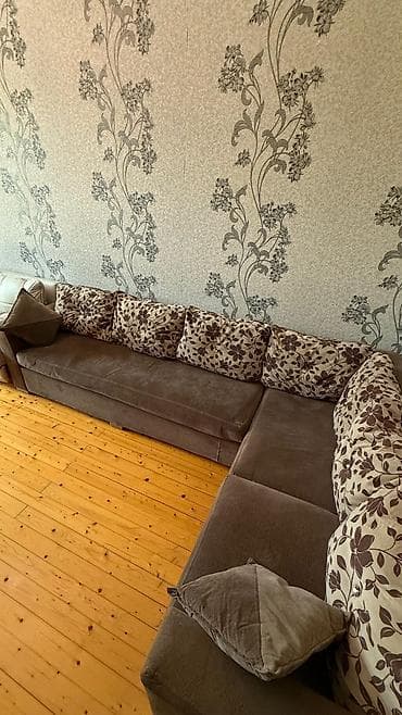 luxon home: RumiOlcu 2/3. Bazalidir. Cox yaxsi veziyyetdedir. Qiymet: 250 azn — 1
