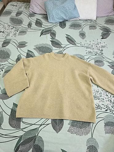 ev paltarları: Bej rəngli uniseks sviter - Klassik dairəvi yaxalıq - Yumşaq, isti — 1