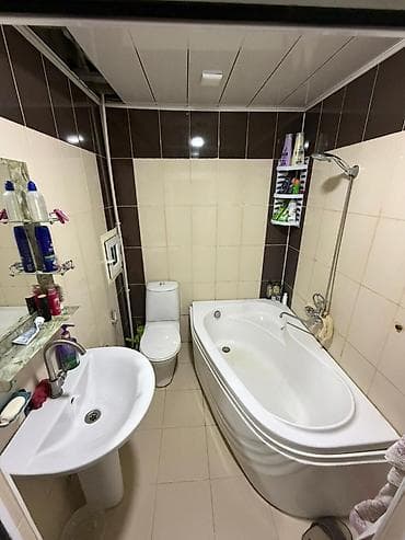 3 otaqlı mənzil – çoxmərtəbəli yaşayış kompleksində Plan: - Geniş — 3