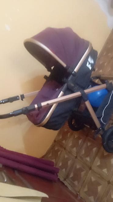 Uşaq arabası – dərin bənövşəyi rəngdə, qızılı çərçivə ilə alıcıya — 4