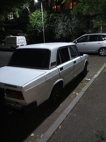 2107 tekeri: VAZ (LADA) 2107: 1.7 l | 2000 il 180000 km Sedan — 4