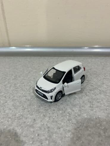 taksi islemek ucun masinlar: Təcili Satılır…Endirim Var… Toyota FJ Crusier modelkası — 13