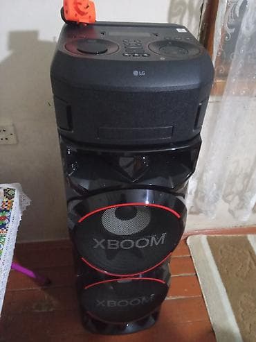 LG XBOOM səs sistemi - Marka/model: LG XBOOM (iki böyük wooferli