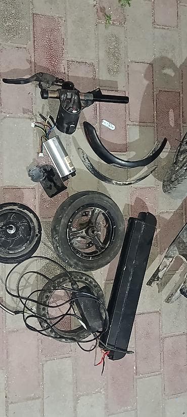 Elektrik skuter hissələri – komplekt şəklində Təsvir: - Şassi/dek: 2 — 2