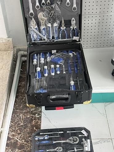 odun kesen: Universal alət dəsti – sərt plastik/metal küncləri olan daşıma — 1