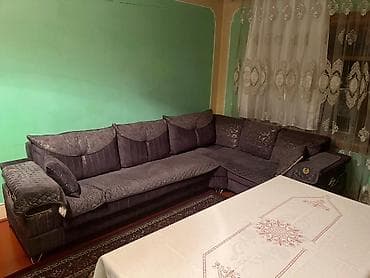 isdemis qapilar: Divan Xaçmazda yerlerşir.Tezedir cox az istifade olunub.Hec bir — 3