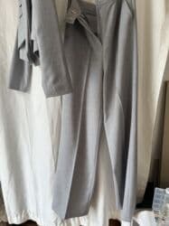 Dəst 35 Azn
60 azn alınıb
İdeal vəzuyətdədir
S və M ölçüyə gedir — 5