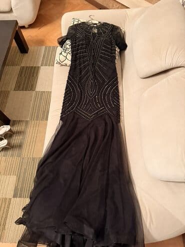 Alt paltarı: Zərif qara gecə/libas - Uzun, balıq kəsimli siluet; ətək hissəsi — 1