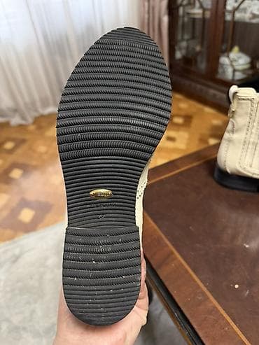 женские демисезонные туфли: Qadın çəkmələri – krem rəng, broq naxışlı - Üslub: qısa booti/ankle — 2