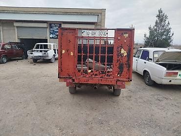 hyundai avtobuslar satisi: Yükdaşıma üçün yığma kiçik pikap sənətsiz satılır 2101mator karofka 4 — 4