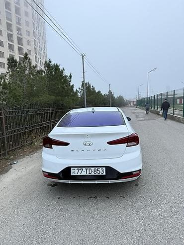 chevrolet cruze servis: Hyundai Elantra: 2 l | 2019 il Sedan — 3