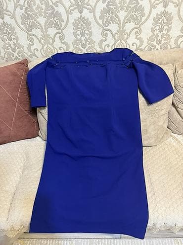 Az geyinilib,baha alinib 15azne satilir.Ölçü 50