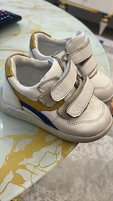 Rəng - Ağ Krossovkalar, Ölçü: 19, Uniseks