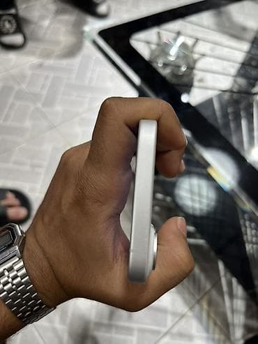 iphone 16 e satış: IPhone 16, Ağ — 7