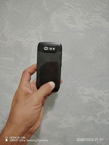 ev telefonlar: Nokia 8 Sirocco, 1 TB, rəng - Qara, Barmaq izi, İki sim kartlı — 5