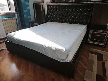 klass mebel: İki nəfərlik yataq dəsti - Ölçü: təxmini king-size (geniş iki — 1