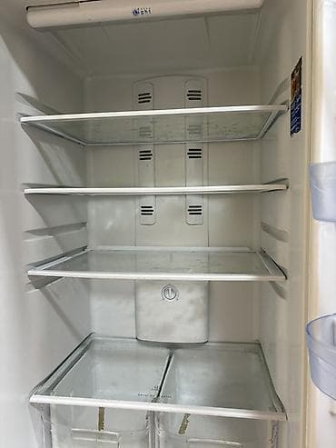 Mətbəx texnikası: Indesit iki qapılı soyuducu - Üstdə soyuducu bölmə, altda dondurucu - — 4