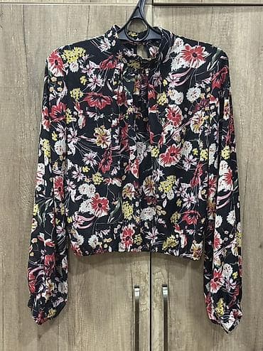 Digər qadın geyimləri: Qadın bluzası – MCG Collection, ölçü 38. - Rəng və naxış: qara fon — 1