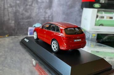 metbex tavan modelleri: Коллекционная модель AUDI Q5 MJ facelift volcano red 2013 Dealer — 22