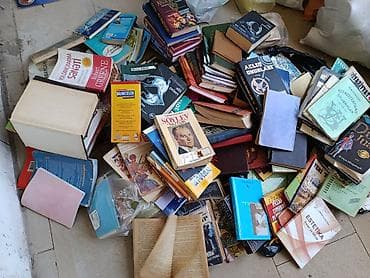 Книги и журналы: Diqqət. Təcili qədimi kitablar satılır. qiymət dəyişir — 2