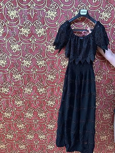 Qara maxi don - Model: maxi uzunluq, beldən sıxılan siluet - Rəng