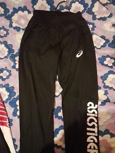 dini paltar: Azerbaijan National Team idman gödəkçəsi - Rəng: ağ əsas, arxada — 3