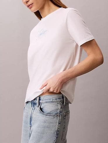 cins: Qadın T-shirt Calvin Klein - Brend: Calvin Klein Jeans - Rəng: ağ - — 1