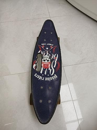 Plastik gövdəli mini skeytbord (penny board üslubunda) cox az isdenb