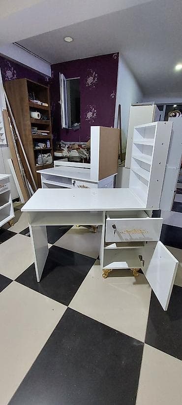 qorka mebelleri: Yeni, Manikür üçün masa, Güzgüsüz — 4