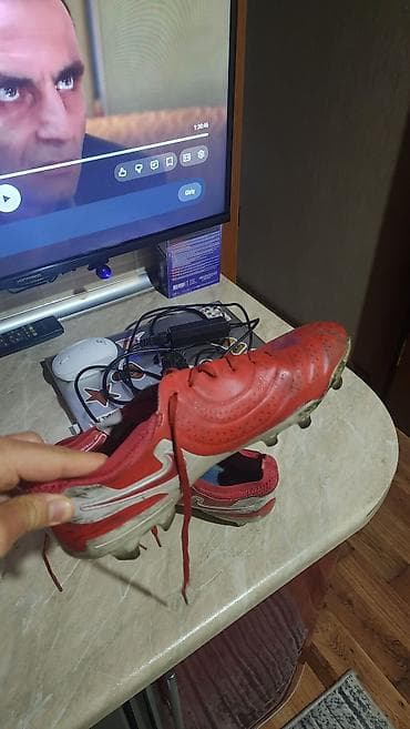 Nike Tiempo kramponlar - Model: Nike Tiempo (iç tabanda “TIEMPO 10” — 1