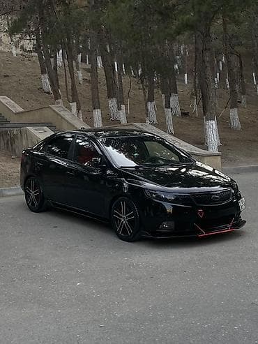 kia sport: Kia Cerato: 1.6 l | 2012 il Sedan — 2