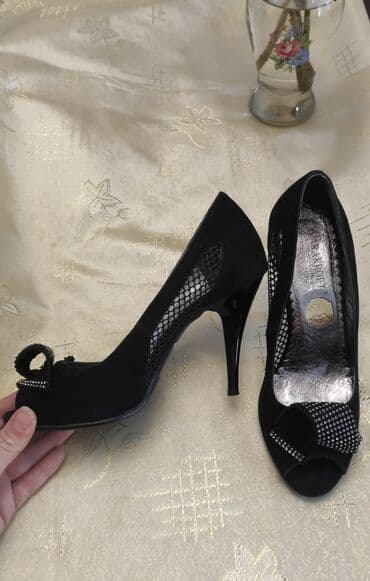 женские шлепанцы на каблуке: Туфли, Размер: 36, цвет - Черный, Б/у — 2