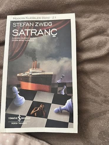 Məhsul: 2 kitablıq bədii ədəbiyyat dəsti Her biri ayrılıqda 2 manat — 3