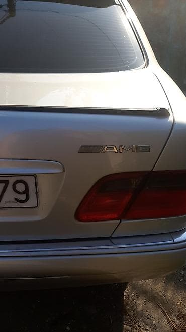 e 250 cdi: Mercedes-Benz E 230: 2.3 l | Sedan — 4