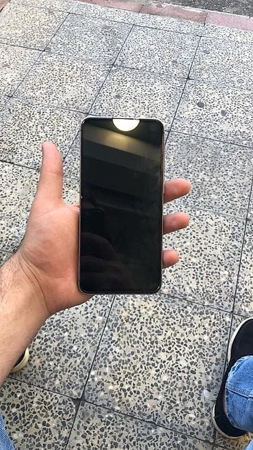 google pixel 6 pro: Samsung Galaxy A56 5G, 256 GB, rəng - Qara, Simsiz şarj — 4