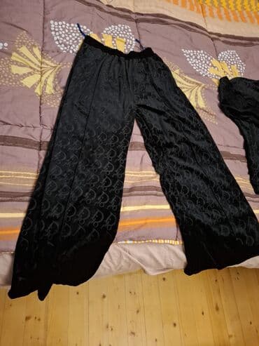 женские леопардовые лосины: Leopard naxışlı, uzunqol qadın bluzası. Bu bluza dəri detallarla — 6