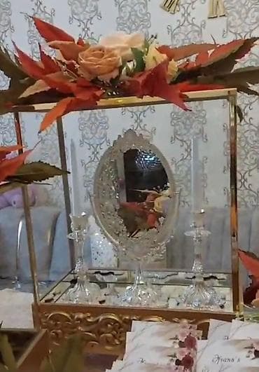 paltar asılqanı: Zərif naxışlı qızılı,içigüzgülü ikinci əl xonça seti satılır.Az — 7