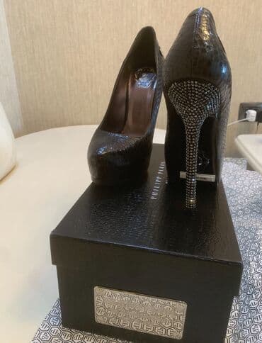 Toy paltarları və aksesuarları: Tuflilər, Ölçü: 40, rəng - Qara, Yeni — 4