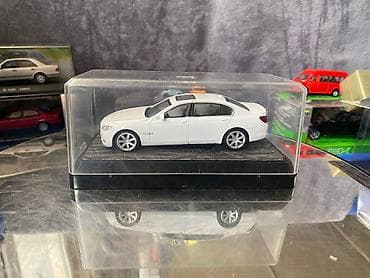 Коллекционная модель BMW 750i F02 white 2008 RASTAR Scale 1:43 Art