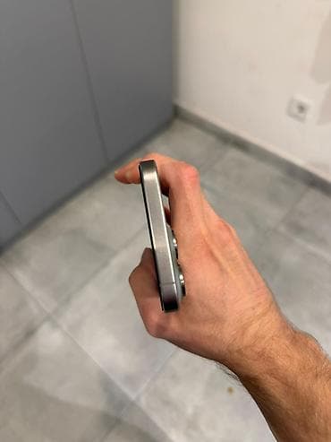son model tv: IPhone 15 Pro Max, 1 TB, Gümüşü, Face ID — 4