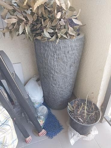 agac tingleri: Böyük dekorativ qazon/çiçək qabı - Material: daş görünüşlü kompozit — 1