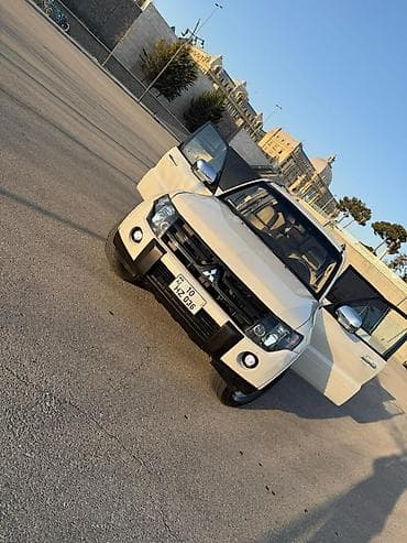 Avtomobil alışı: Mitsubishi Pajero: 3 l | 2007 il 270000 km Ofrouder/SUV — 4