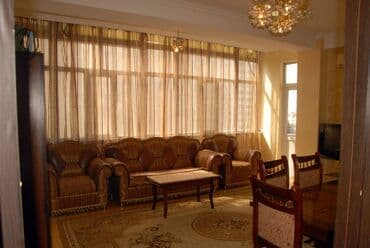 neftciler rustemov kiraye evler: Nizami rayonu,Neftçilər metrosu çıxışında,12 mərtəbənin,6-cı — 2