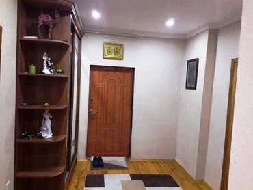 9 ci mikrorayon satilan evler: Bakı, 3 otaqlı, Köhnə tikili, 80 kv. m — 10