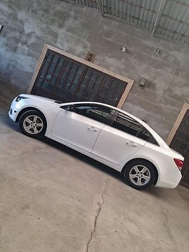 vectra b bufer: Chevrolet Cruze: 1.4 л | 2014 г. Седан — 10