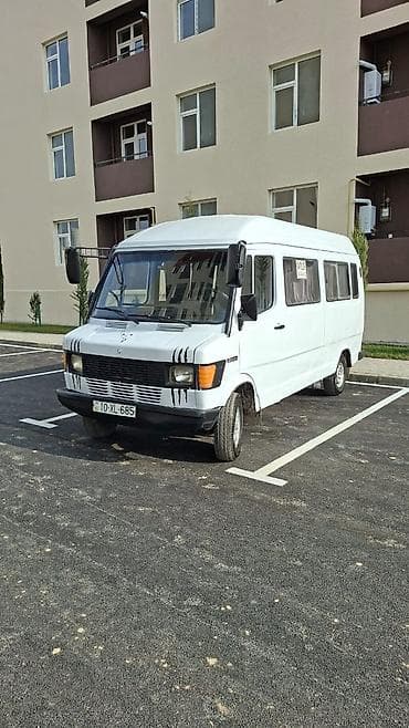 Mercedes-Benz T1 (Transporter) mikroavtobus - Kuzov: uzun, yüksək — 2
