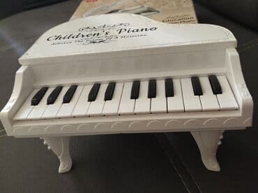 uşaq ucun oyuncaqlar: Uşaq pianinosu – mini qrand dizayn - Rəng: ağ, qara klavişlərlə - Üst — 2