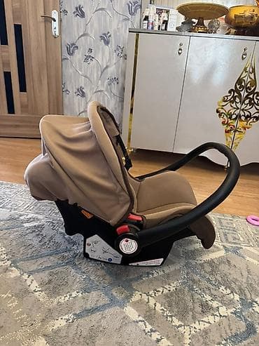 Avtokreslolar: Uşaq avtomobil oturacağı/daşıma beşiyi - Rəng: bej - Quraşdırma — 1