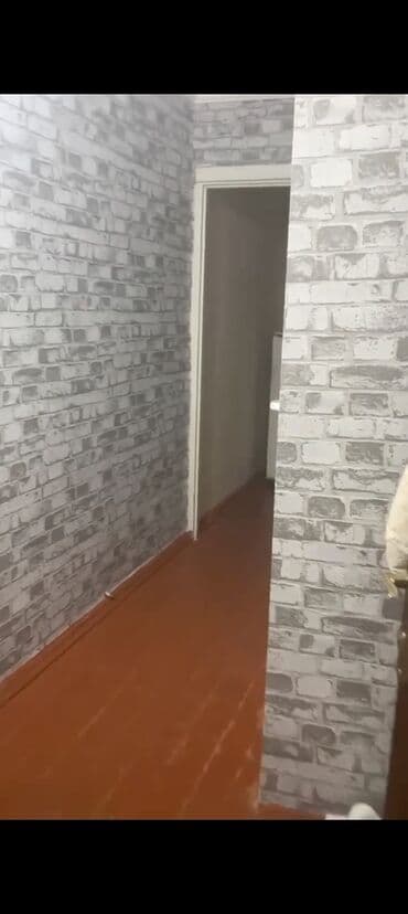 Otaqlar: Domafserin yani zabitler evinin yani merkezde 1 otaq remontlu 1 — 6