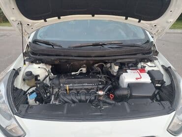qubada ucuz avtomabiller: Hyundai Accent: 1.6 l | 2012 il Sedan — 8